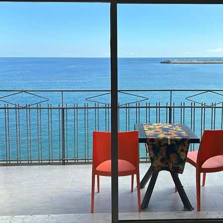 Ferienwohnung La Mansarda Giardini-Naxos Exterior foto