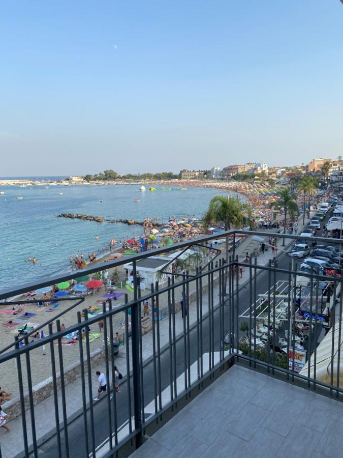 Ferienwohnung La Mansarda Giardini-Naxos Exterior foto
